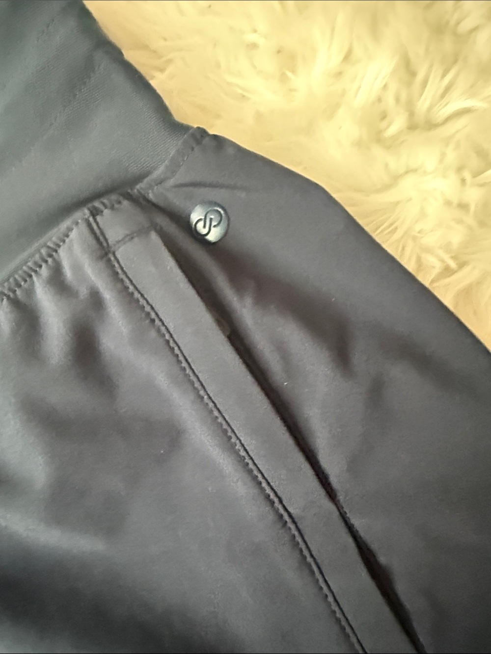CALIA by Carrie Underwood Navy Athletic Shorts 4” - Picture 2 of 4